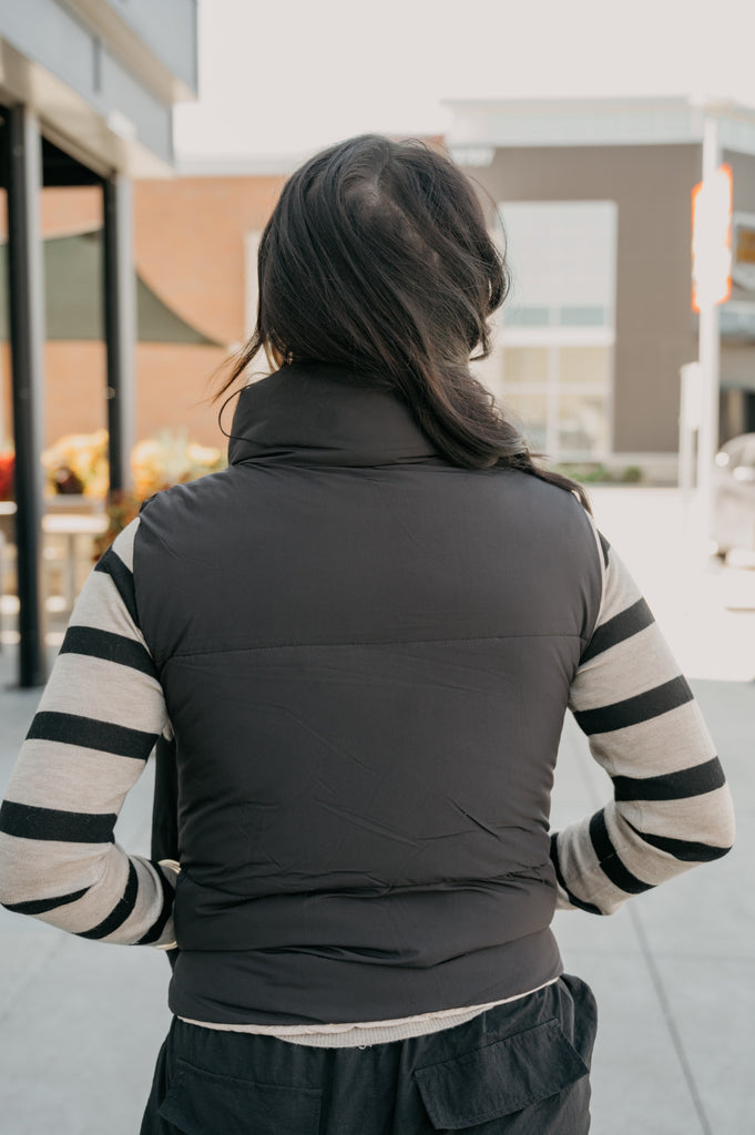 Laila Short Reversible Puffer Vest - BluePeppermint Boutique