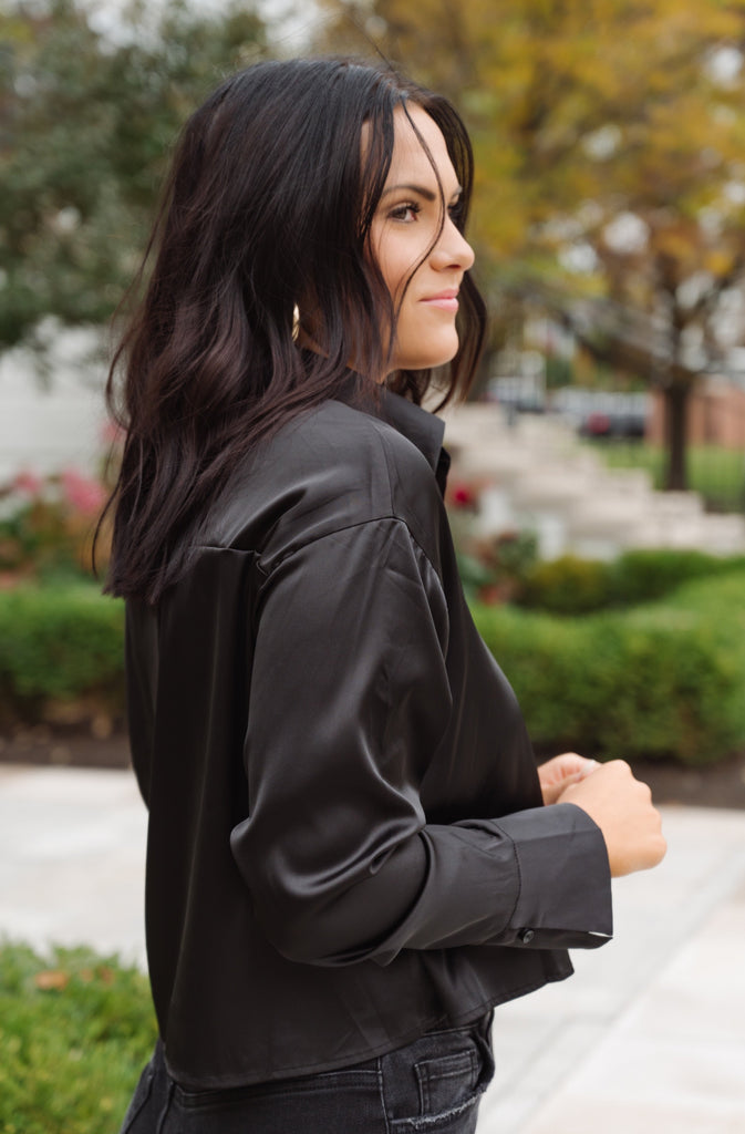 Don't Crop Me out- Crop Button Up Black - BluePeppermint Boutique