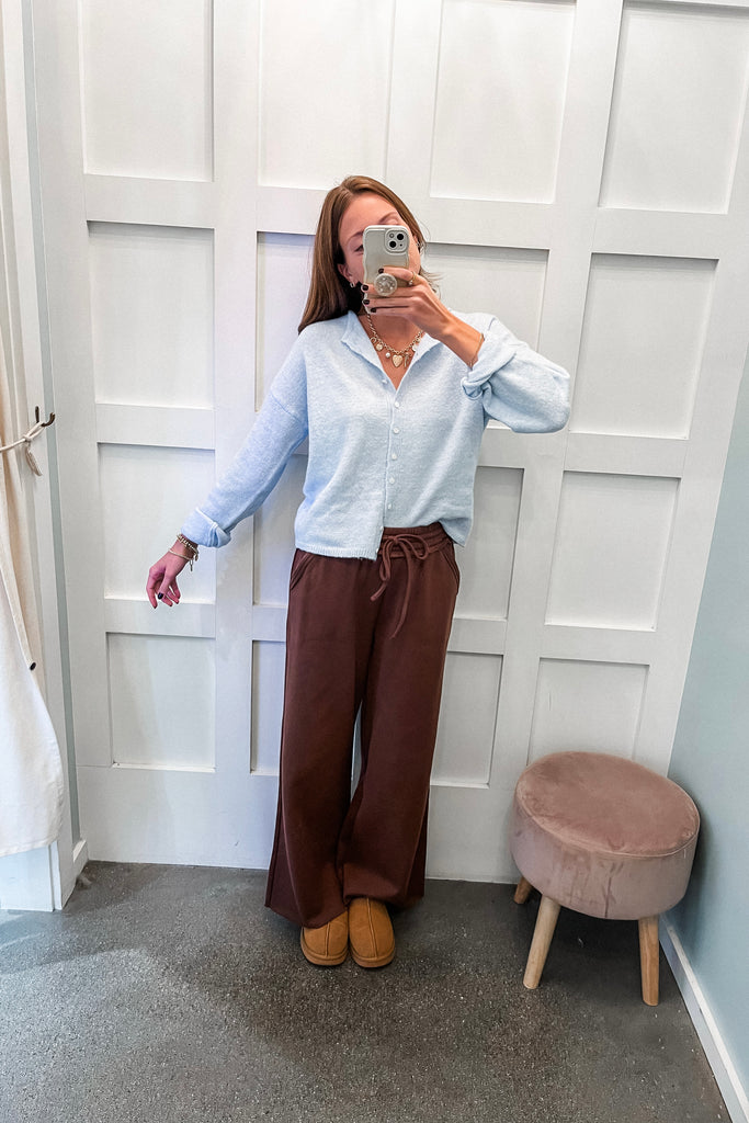 wide leg fleece sweatpants with elastic waistband and raw hem