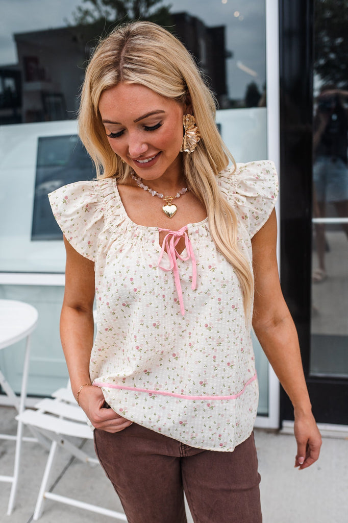 Lyssa Floral Top - BluePeppermint Boutique