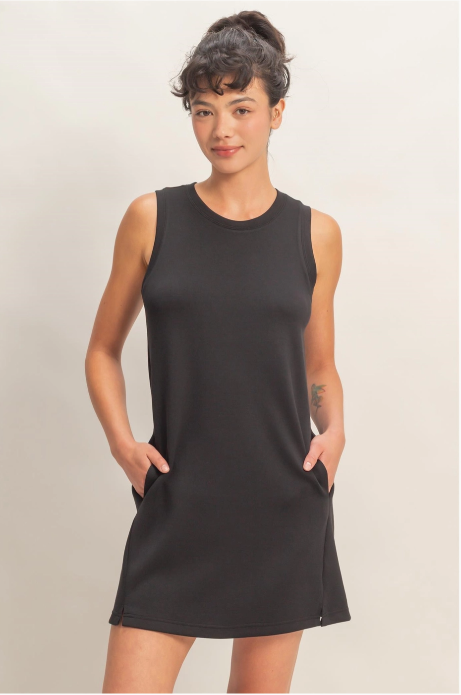 Tanktop Crop Top Mini Dress MISSGUIDED Knit Mini Dress With Bell Sleeves And Keyhole Front Tanktop Crop Top Mini Dress MISSGUIDED Knit Mini Dress With Bell Sleeves And Keyhole Front