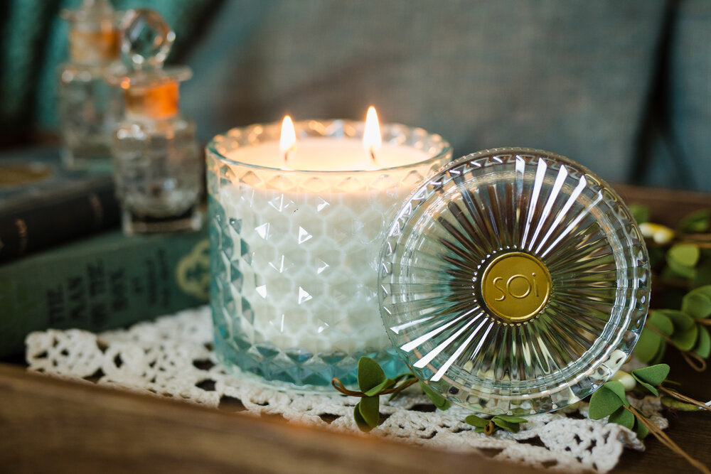 The SOi Company Shimmer Candle - 15oz - BluePeppermint Boutique